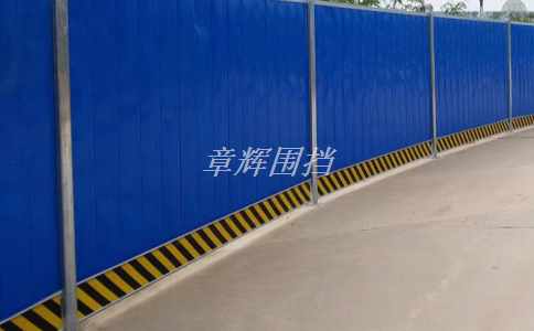 簡易圍擋的顏色和樣式有哪些可以選擇?(簡易圍擋的外觀設計與裝飾風格) 簡易圍擋的顏色和樣式有哪些可以選擇?(簡易圍擋的外觀設計與裝飾風格)