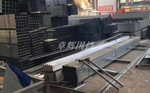 如何利用防風(fēng)帶和地釘?shù)仍O(shè)備和材料,增強(qiáng)簡易圍擋的抗風(fēng)和穩(wěn)定性,使其符合相關(guān)標(biāo)準(zhǔn)和規(guī)定要求?(利用防風(fēng)帶與地釘實(shí)現(xiàn)簡易圍擋抗風(fēng)穩(wěn)定標(biāo)準(zhǔn)化) 如何利用防風(fēng)帶和地釘?shù)仍O(shè)備和材料,增強(qiáng)簡易圍擋的抗風(fēng)和穩(wěn)定性,使其符合相關(guān)標(biāo)準(zhǔn)和規(guī)定要求?(利用防風(fēng)帶與地釘實(shí)現(xiàn)簡易圍擋抗風(fēng)穩(wěn)定標(biāo)準(zhǔn)化)