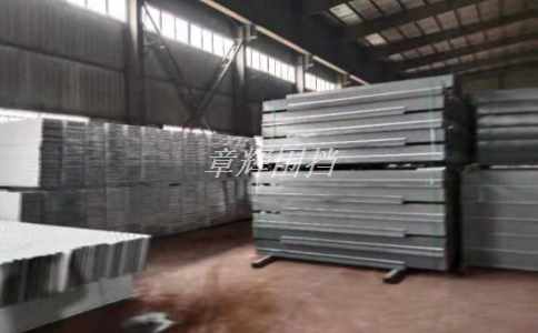 簡易圍擋在舉辦文藝活動中的應用方式和技巧有哪些？（文藝活動中簡易圍擋的應用策略）